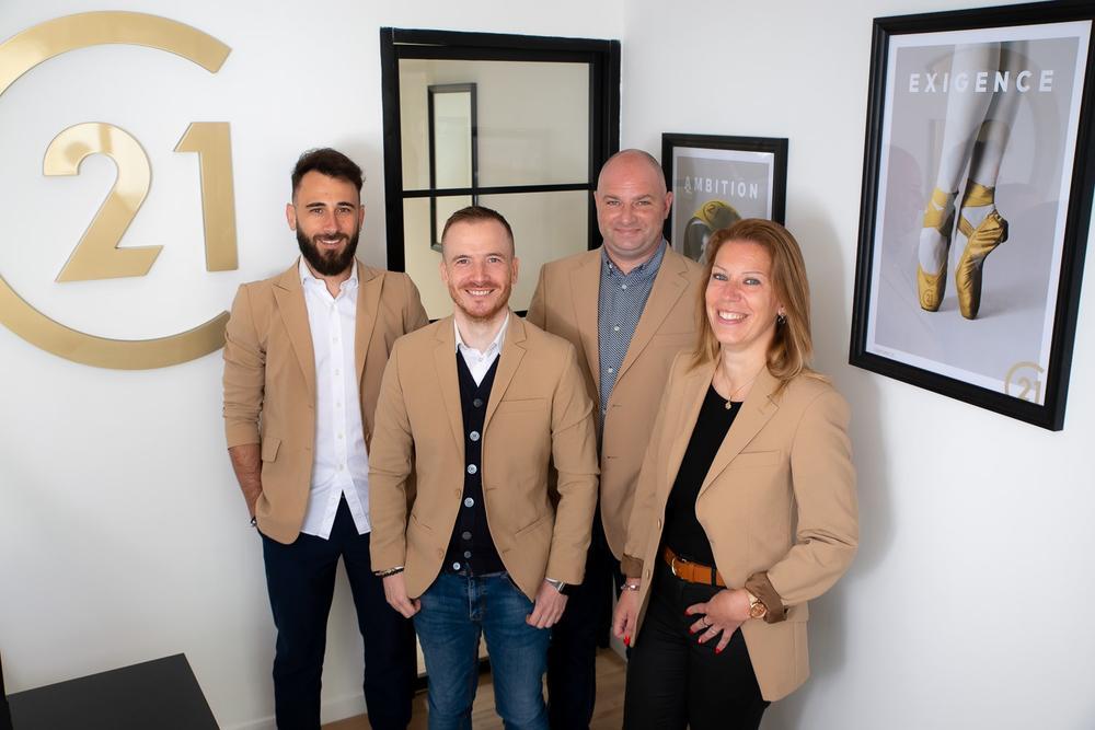 l'équipe de l'agence Agence Collin