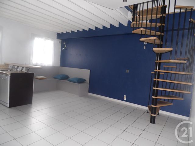 appartement à vendre - 2 pièces - 42.7 m2 - MOGNEVILLE - 60 - PICARDIE - Century 21 Agence Collin appartement à vendre - 2 pièces - 42.7 m2 - MOGNEVILLE - 60 - PICARDIE - Century 21 Agence Collin