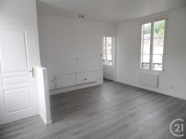 Appartement F2 à vendre - 2 pièces - 39.0 m2 - PONT STE MAXENCE - 60 - PICARDIE - Century 21 Agence Collin Appartement F2 à vendre - 2 pièces - 39.0 m2 - PONT STE MAXENCE - 60 - PICARDIE - Century 21 Agence Collin