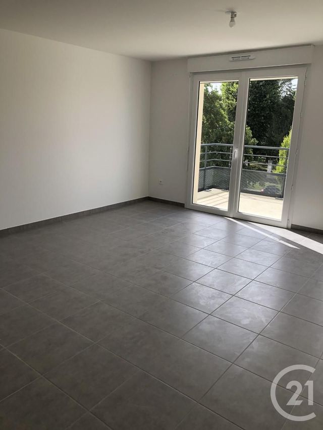 appartement à louer - 3 pièces - 61.42 m2 - PONT STE MAXENCE - 60 - PICARDIE - Century 21 Agence Collin