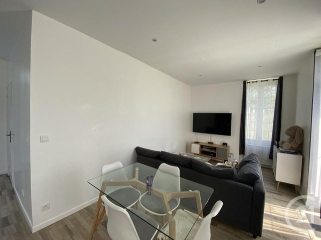 Appartement F2 à louer - 2 pièces - 53.0 m2 - PONTPOINT - 60 - PICARDIE - Century 21 Agence Collin