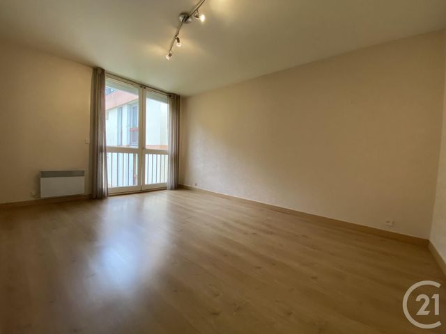 Appartement F3 à vendre - 3 pièces - 60.0 m2 - PONT STE MAXENCE - 60 - PICARDIE - Century 21 Agence Collin