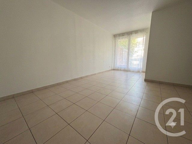 Appartement F2 à louer - 2 pièces - 42.61 m2 - PONT STE MAXENCE - 60 - PICARDIE - Century 21 Agence Collin