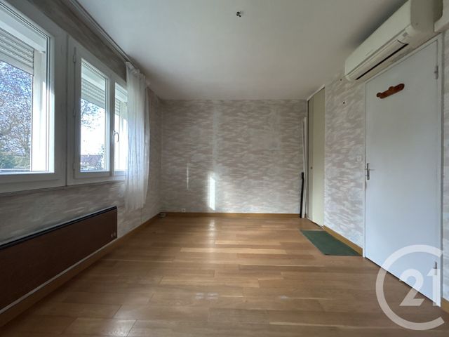 maison à vendre - 4 pièces - 75.0 m2 - VERNEUIL EN HALATTE - 60 - PICARDIE - Century 21 Agence Collin