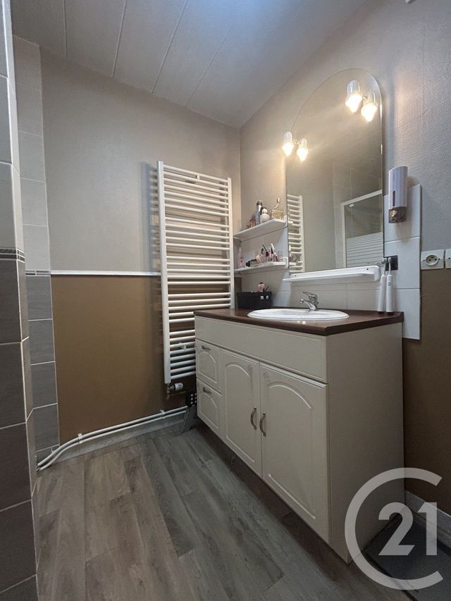 Appartement à vendre - 4 pièces - 102.25 m2 - LIANCOURT - 60 - PICARDIE - Century 21 Agence Collin