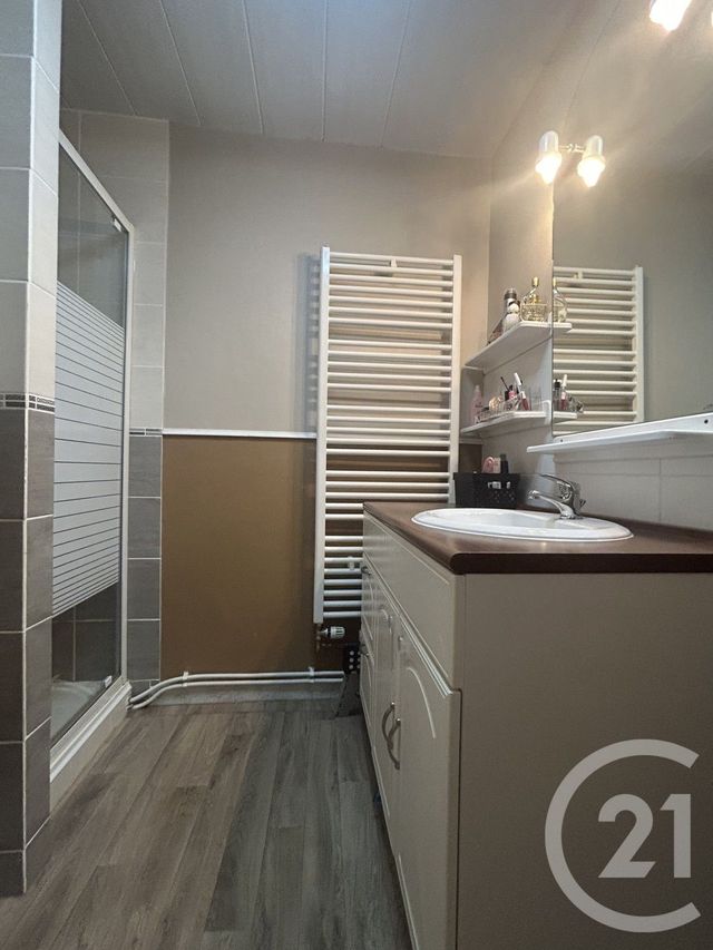 Appartement à vendre - 4 pièces - 102.25 m2 - LIANCOURT - 60 - PICARDIE - Century 21 Agence Collin