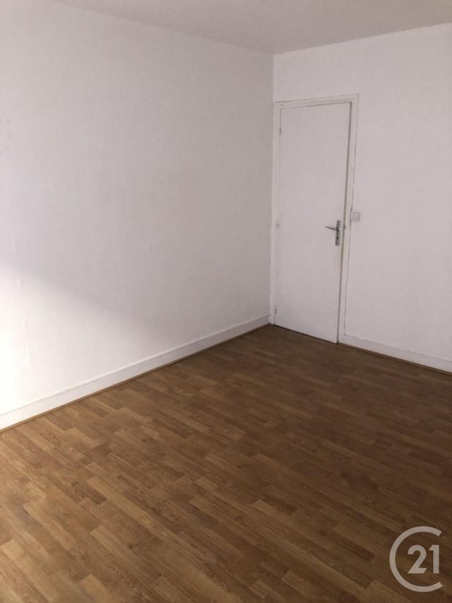 Afficher la photo en grand Appartement F3 à vendre - 3 pièces - 61.48 m2 - COMPIEGNE - 60 - PICARDIE - Century 21 Agence Collin
