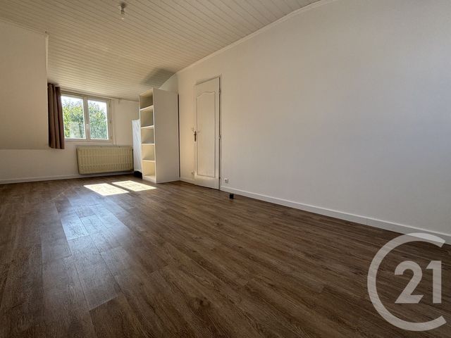 Afficher la photo en grand maison à louer - 6 pièces - 100.0 m2 - PONTPOINT - 60 - PICARDIE - Century 21 Agence Collin