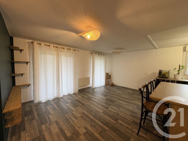 Appartement F3 à louer - 3 pièces - 66.36 m2 - PONT STE MAXENCE - 60 - PICARDIE - Century 21 Agence Collin