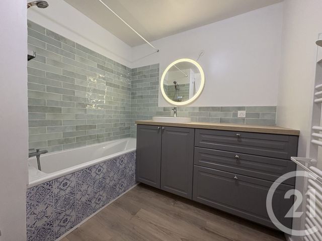 Appartement F3 à louer - 3 pièces - 66.36 m2 - PONT STE MAXENCE - 60 - PICARDIE - Century 21 Agence Collin