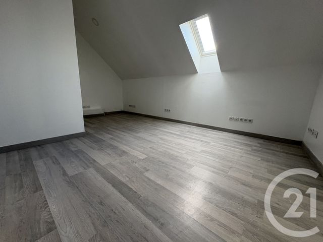 Appartement F3 à louer - 3 pièces - 58.86 m2 - PONT STE MAXENCE - 60 - PICARDIE - Century 21 Agence Collin