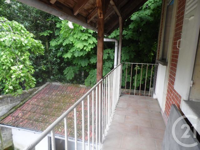 Appartement F2 à louer - 2 pièces - 54.05 m2 - MONTATAIRE - 60 - PICARDIE - Century 21 Agence Collin