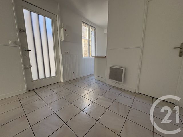 Appartement F1 à louer PONT STE MAXENCE