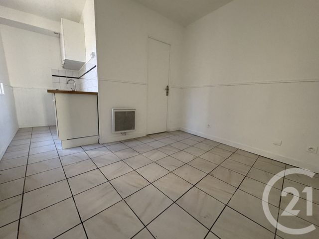 Appartement F1 à louer - 1 pièce - 26.93 m2 - PONT STE MAXENCE - 60 - PICARDIE - Century 21 Agence Collin