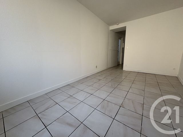 Appartement F1 à louer - 1 pièce - 26.93 m2 - PONT STE MAXENCE - 60 - PICARDIE - Century 21 Agence Collin