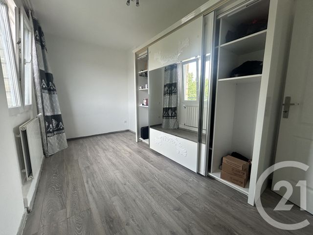 Appartement F3 à louer - 3 pièces - 52.79 m2 - CREIL - 60 - PICARDIE - Century 21 Agence Collin