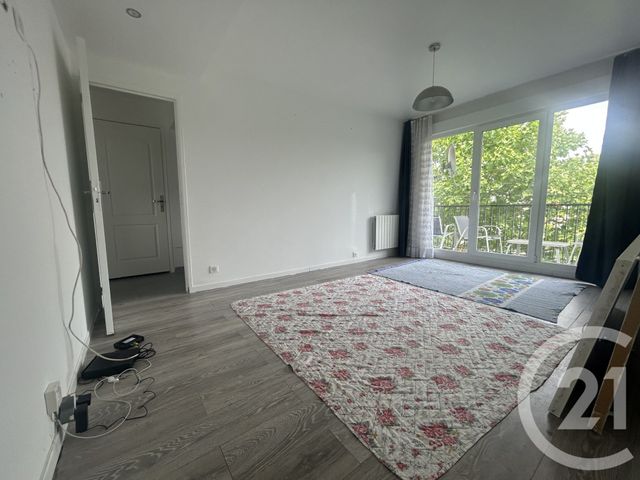 Appartement F3 à louer - 3 pièces - 52.79 m2 - CREIL - 60 - PICARDIE - Century 21 Agence Collin