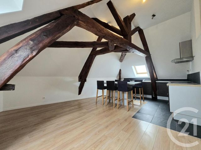 Appartement F3 à louer - 3 pièces - 37.4 m2 - PONT STE MAXENCE - 60 - PICARDIE - Century 21 Agence Collin