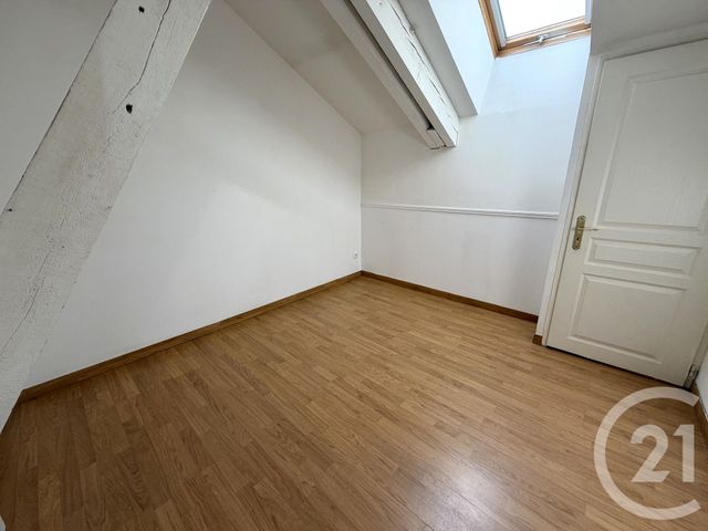 Appartement F3 à louer - 3 pièces - 63.3 m2 - PONT STE MAXENCE - 60 - PICARDIE - Century 21 Agence Collin
