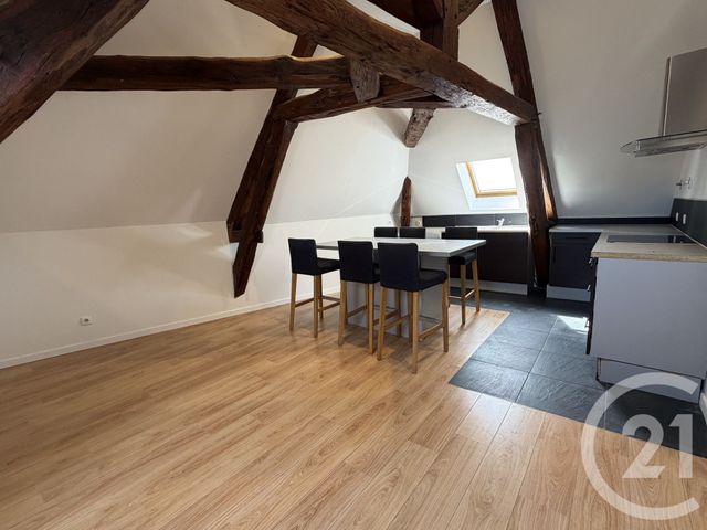 Appartement F3 à louer - 3 pièces - 37.4 m2 - PONT STE MAXENCE - 60 - PICARDIE - Century 21 Agence Collin