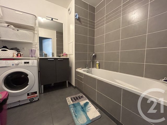Appartement F3 à vendre - 3 pièces - 62.89 m2 - PONT STE MAXENCE - 60 - PICARDIE - Century 21 Agence Collin