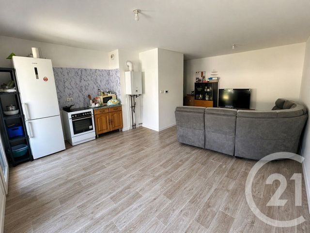 Appartement F3 à vendre - 3 pièces - 62.89 m2 - PONT STE MAXENCE - 60 - PICARDIE - Century 21 Agence Collin
