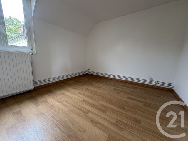 Appartement F2 à louer - 2 pièces - 49.65 m2 - FITZ JAMES - 60 - PICARDIE - Century 21 Agence Collin