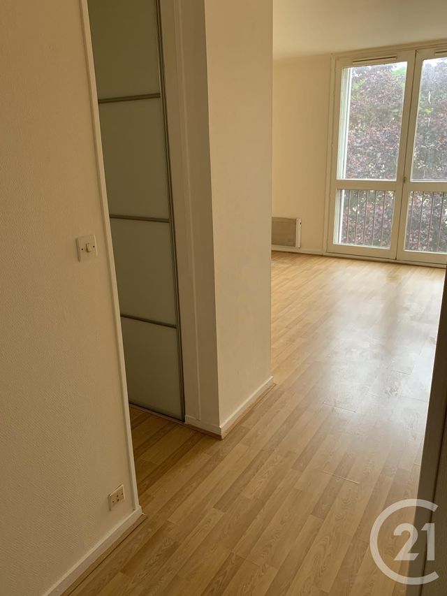 Appartement F1 à louer - 1 pièce - 30.12 m2 - PONT STE MAXENCE - 60 - PICARDIE - Century 21 Agence Collin