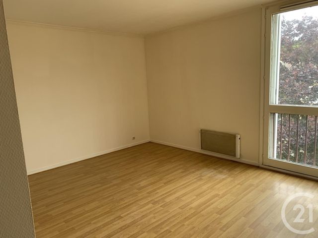 Appartement F1 à louer - 1 pièce - 30.12 m2 - PONT STE MAXENCE - 60 - PICARDIE - Century 21 Agence Collin
