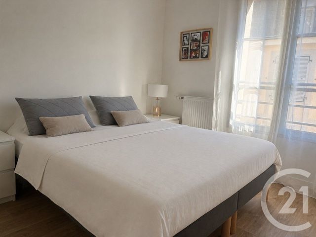 Appartement F3 à vendre - 3 pièces - 62.3 m2 - SENLIS - 60 - PICARDIE - Century 21 Agence Collin