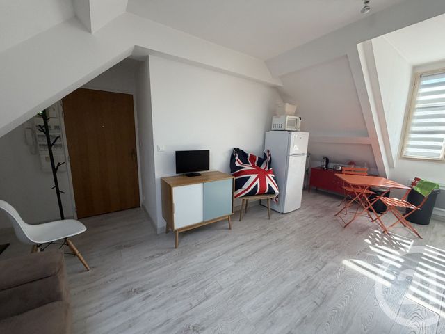 Appartement F2 à louer - 2 pièces - 28.7 m2 - VERNEUIL EN HALATTE - 60 - PICARDIE - Century 21 Agence Collin