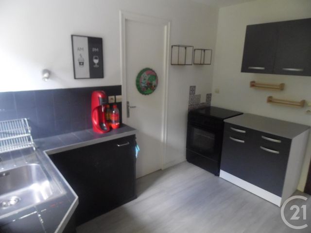 Appartement à louer - 2 pièces - 43.2 m2 - PONT STE MAXENCE - 60 - PICARDIE - Century 21 Agence Collin
