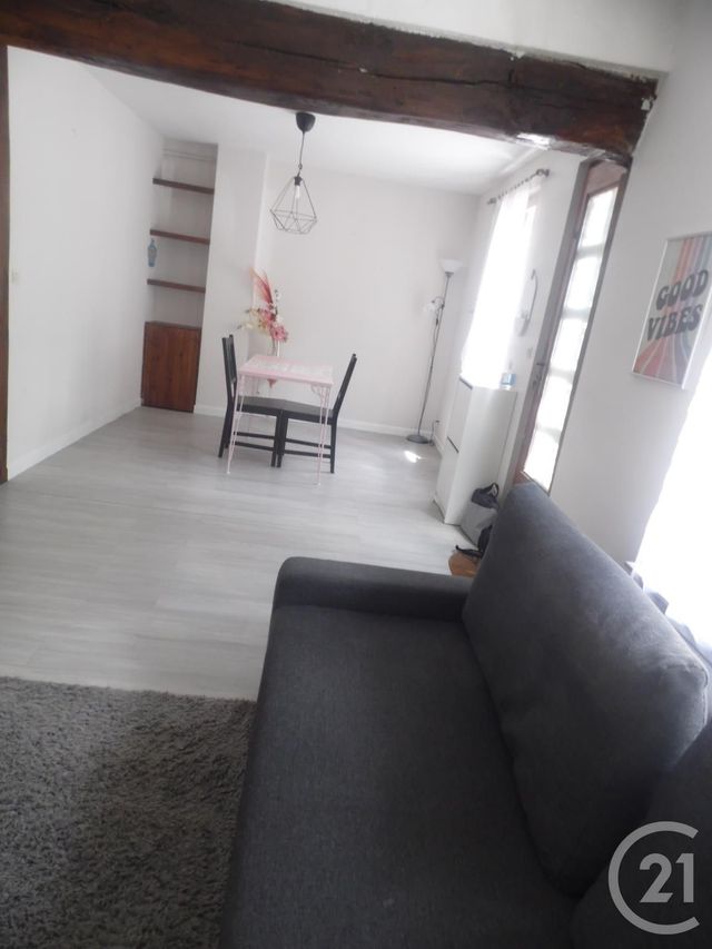 Appartement à louer - 2 pièces - 43.2 m2 - PONT STE MAXENCE - 60 - PICARDIE - Century 21 Agence Collin
