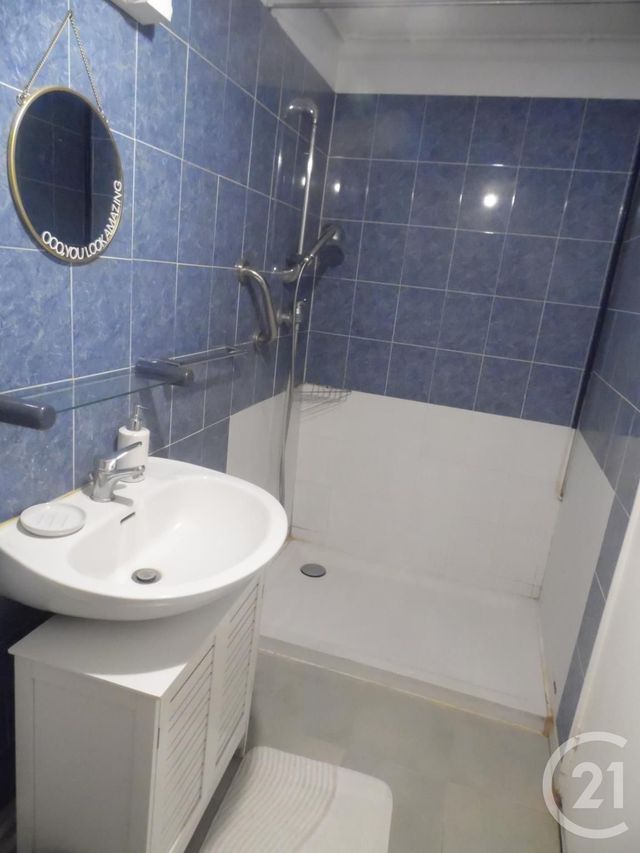 Appartement à louer - 2 pièces - 43.2 m2 - PONT STE MAXENCE - 60 - PICARDIE - Century 21 Agence Collin