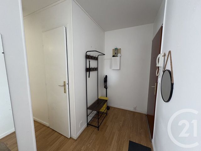 Appartement F1 à louer - 1 pièce - 30.47 m2 - PONT STE MAXENCE - 60 - PICARDIE - Century 21 Agence Collin