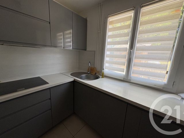 maison à vendre - 5 pièces - 84.0 m2 - VERNEUIL EN HALATTE - 60 - PICARDIE - Century 21 Agence Collin