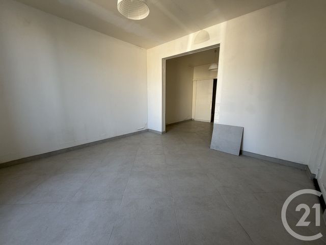 Appartement Studio à louer - 1 pièce - 25.17 m2 - PONT STE MAXENCE - 60 - PICARDIE - Century 21 Agence Collin