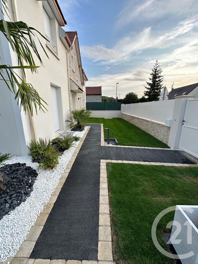 maison à louer - 6 pièces - 124.47 m2 - MONCEAUX - 60 - PICARDIE - Century 21 Agence Collin
