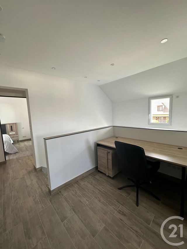 maison à louer - 6 pièces - 124.47 m2 - MONCEAUX - 60 - PICARDIE - Century 21 Agence Collin