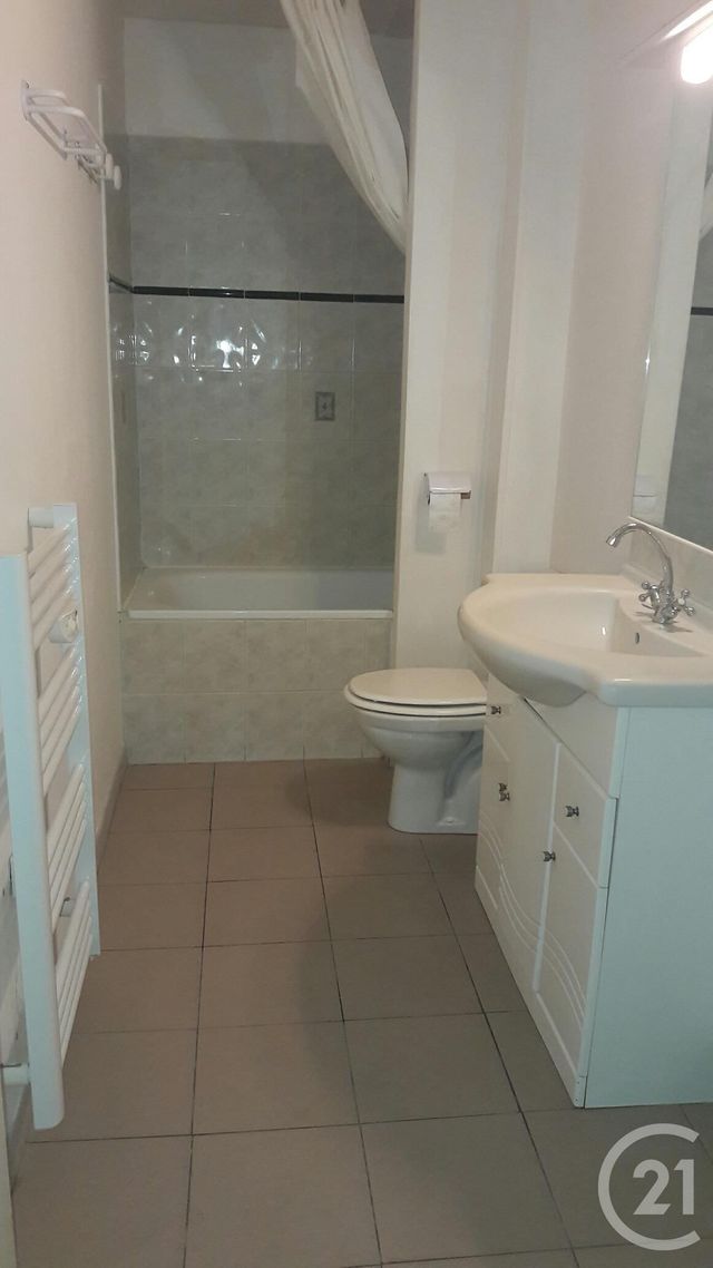 Appartement F3 à louer - 3 pièces - 45.0 m2 - PONT STE MAXENCE - 60 - PICARDIE - Century 21 Agence Collin