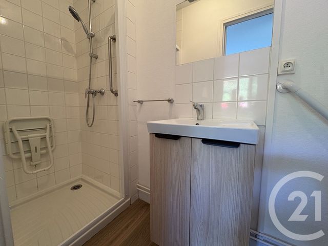 Appartement F2 à louer - 2 pièces - 43.7 m2 - PONT STE MAXENCE - 60 - PICARDIE - Century 21 Agence Collin