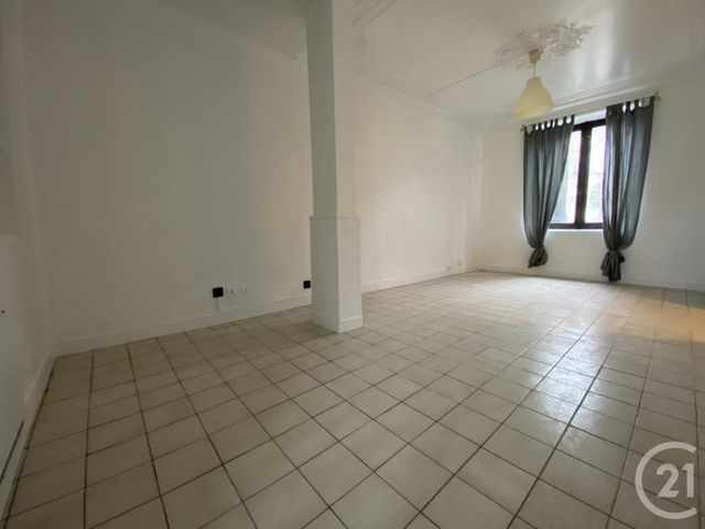 Appartement Studio à louer PONT STE MAXENCE