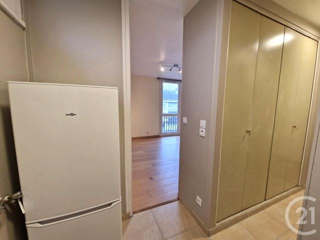 Appartement F1 à louer - 1 pièce - 31.32 m2 - PONT STE MAXENCE - 60 - PICARDIE - Century 21 Agence Collin
