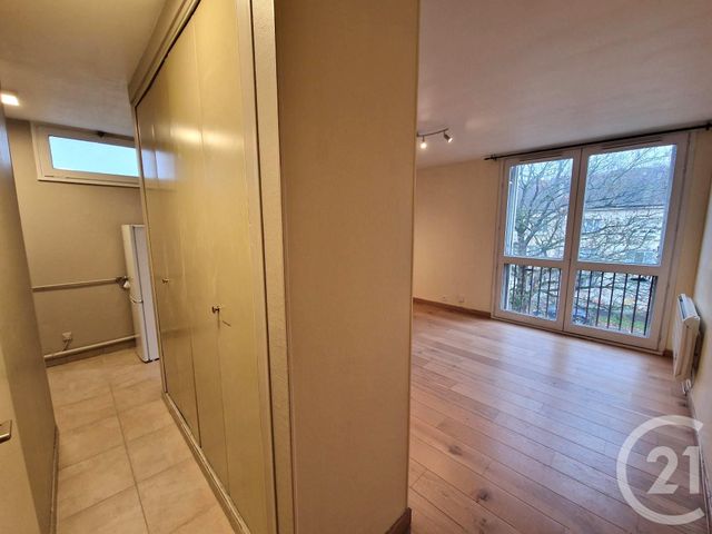 Appartement F1 à louer - 1 pièce - 31.32 m2 - PONT STE MAXENCE - 60 - PICARDIE - Century 21 Agence Collin