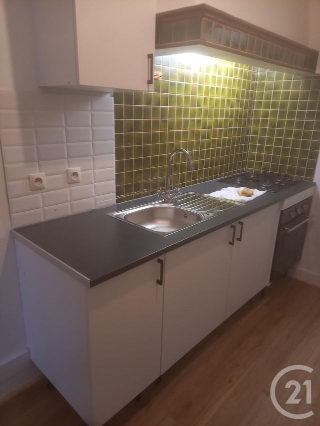 Appartement F2 à louer - 2 pièces - 43.87 m2 - CHANTILLY - 60 - PICARDIE - Century 21 Agence Collin