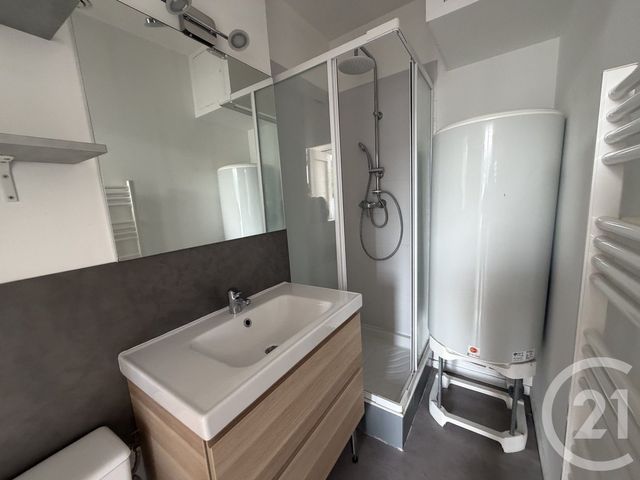 Appartement F3 à louer - 3 pièces - 44.21 m2 - MOUY - 60 - PICARDIE - Century 21 Agence Collin