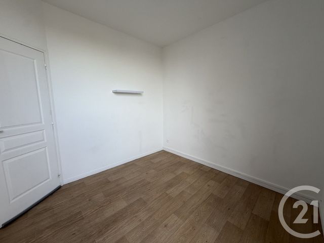 Appartement F3 à louer - 3 pièces - 44.21 m2 - MOUY - 60 - PICARDIE - Century 21 Agence Collin