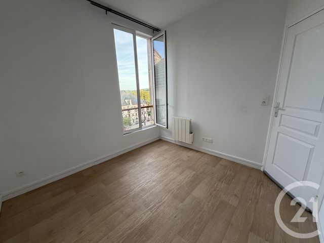 Appartement F3 à louer - 3 pièces - 44.21 m2 - MOUY - 60 - PICARDIE - Century 21 Agence Collin
